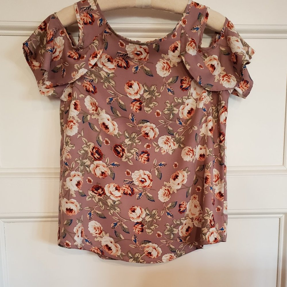 Live 4 Truth Floral Blouse Size M